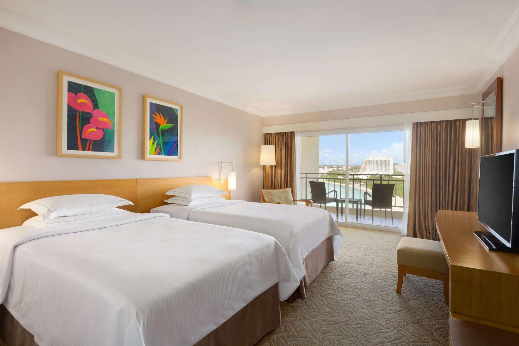 Hilton Guam Resort & Spa Tumon Exterior photo